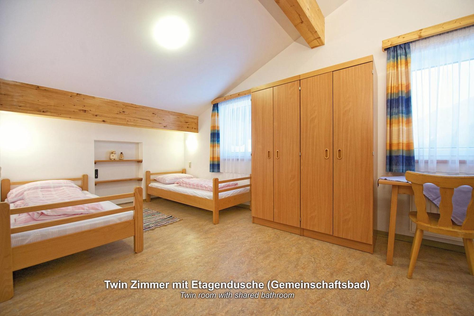 Ski In-Ski Out - Gaestehaeuser Saalbach-Hinterglemm - Wallegghof Christianhof Kamer foto