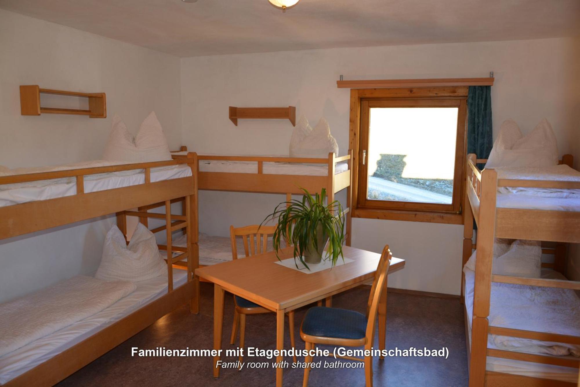 Ski In-Ski Out - Gaestehaeuser Saalbach-Hinterglemm - Wallegghof Christianhof Buitenkant foto