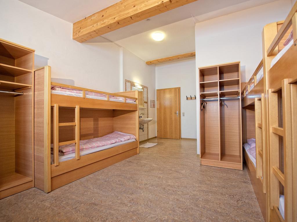 Ski In-Ski Out - Gaestehaeuser Saalbach-Hinterglemm - Wallegghof Christianhof Kamer foto